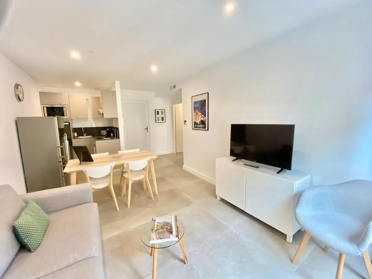 Republique Appartements 멍똥 프랑스