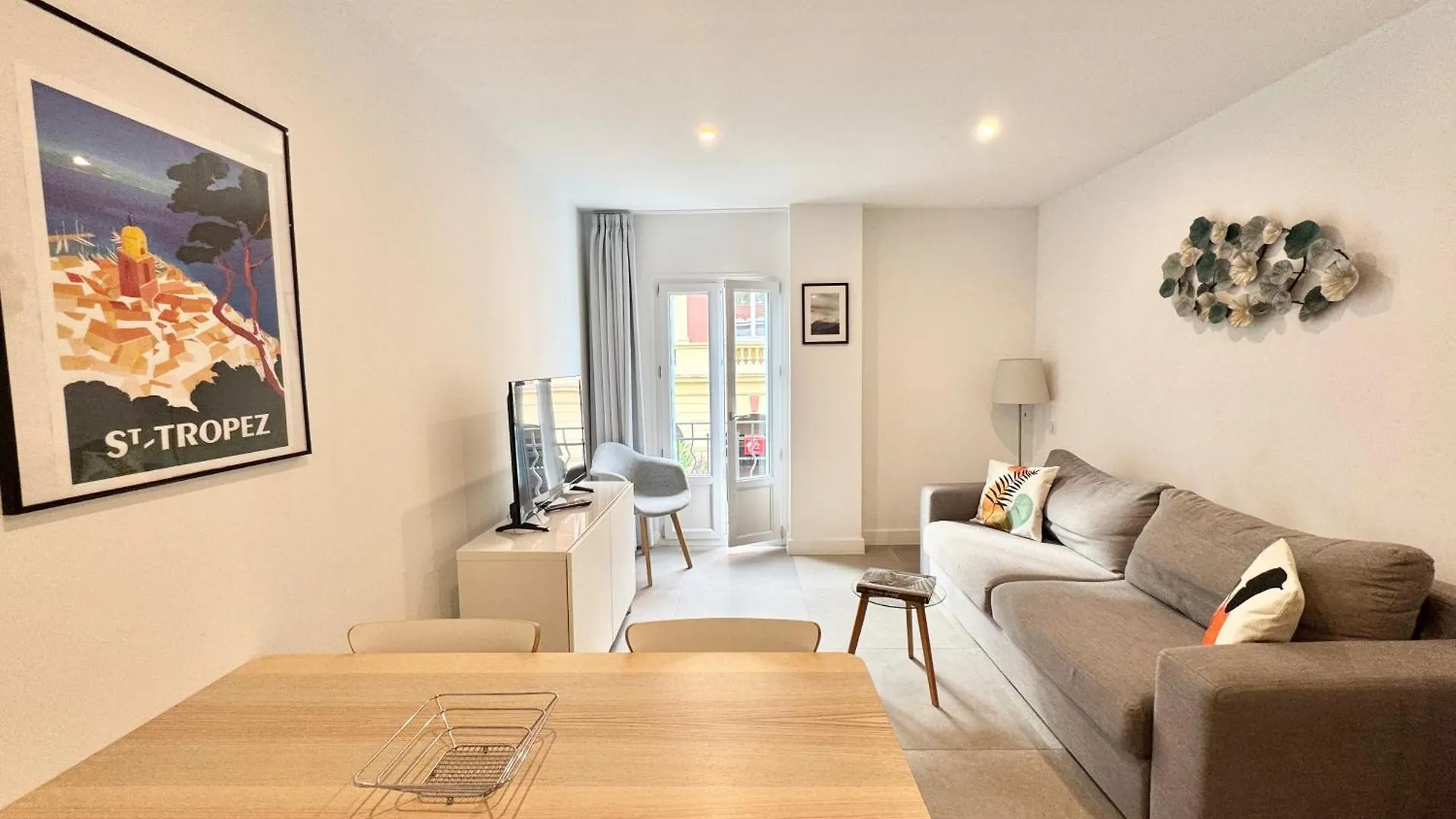 Republique Appartements 멍똥 프랑스